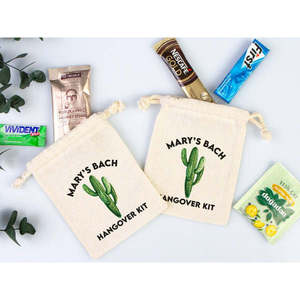 Pochette de survie Cactus Hangover Kit pour la récupération après une fête, personnalisable avec logo brodé ou sérigraphié, pour vêtements, artisanat et rangement - Product Image 4