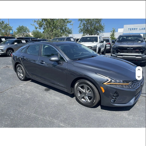 NOUVEAU - Kia K5 LXS berline 2023 d'occasion, propre et prête à être expédiée - Product Image 1