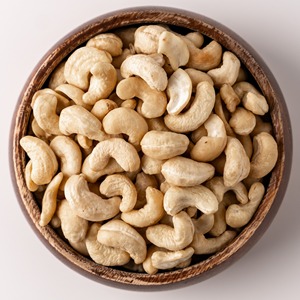 Nueces de Anacardo 100% Naturales, Granos Enteros, Snack Saludable, Fresco y Crujiente, Alto en Proteínas, Suministro a Granel, Exportación, Mejor Calidad - Product Image 6