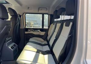 Super White 2025 Ineos Grenadier, Volante a la Izquierda, Automático, 4x4, Usado, Techo Solar, Arranque Remoto, Asientos de Cuero, Paquete Premium, Llantas de Aleación - Product Image 6