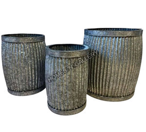 Maceta de flores de metal de hierro con diseño único, macetas de jardín decorativas atractivas para uso doméstico - Product Image 1