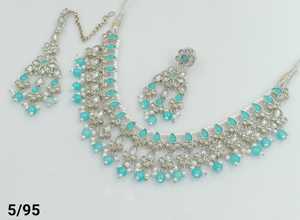 Nuevo diseño de flores Ad sin cortar plateado tradicional y de moda perla y Kundan tachonado gargantilla collar conjunto joyería conjunto Niña - Product Image 3