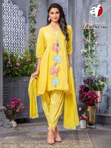 El último traje Dhoti de trabajo manual de algodón puro de diseñador de Fab Zone - Product Image 3