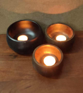 Bougie de luxe sur mesure pour la maison, grand bol à bougie, design rond en nid d'abeille, résistant à la chaleur, écologique, noir mat, fabriqué en bois ciré vintage - Product Image 4