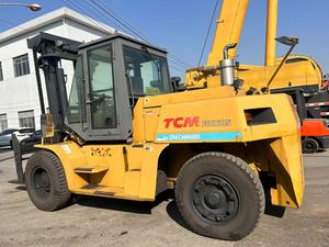 Uni Carriers 3 Ton Diesel Counterbalance Forklift 4X4 <b>Used</b> Outdoor Pavement Seated Operation - Product Image 2