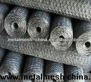 Malla de Alambre Hexagonal Galvanizada de 0.6-0.64 mm x <span class=keywords><strong>3</strong></span>/4'', Rollo de Malla de Alambre de 1/2, Barrera para Animales, Malla para Gallinero, Malla de Alambre Hexagonal - Product Image 3