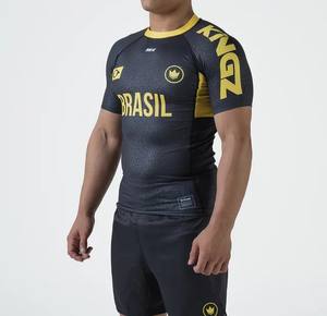 Rashguard MMA court personnalisé avec logo avant et arrière, entraînement BJJ Judo, Spandex/Polyester, protection UPF50, séchage rapide, écologique - Product Image 2