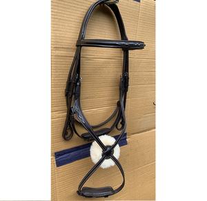 Brida de cuero de filete inglés de alta calidad para caballos cosida con relleno de vaca suave y hebillas SS - Product Image 1