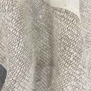 Petit tapis vintage, tapis turc 2,4x2,4 pieds, tapis en laine à carreaux blancs - Product Image 4