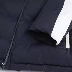 Chaqueta acolchada de burbuja ligera para hombre, abrigo de invierno de dos tonos de nuevo diseño de tendencia con cuello levantado - Product Image 5