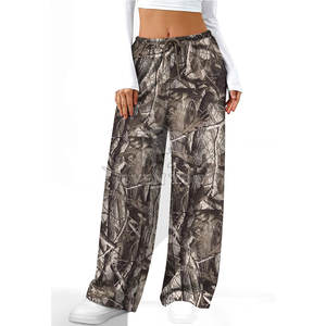 Pantalons de survêtement à thème jungle les plus vendus, offrant un matériau respirant et un look décontracté et relaxant - Product Image 3