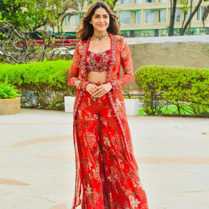 ชุดชาราราผ้าไหมทิบบี้คลาสสิก พร้อมเสื้อปักลายบุฟองน้ำ ผ้าคลุมไหล่พิมพ์ลาย และชาราราเย็บสำเร็จ สำหรับผู้หญิง ไซส์ S ถึง XXL - Product Image 1