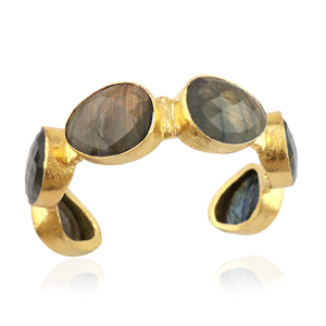 Guntaas Gems Designer Collection Bracelet manchette en labradorite de feu vert Finition brossée texturée Bracelet manchette réglable fait main - Product Image 5