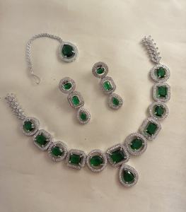 2025 nouvelles conceptions de bijoux artificiels plaqués or pour mariage indien/pakistanais et fiançailles vente de bijoux de fête pour femmes par AA Impex - Product Image 3