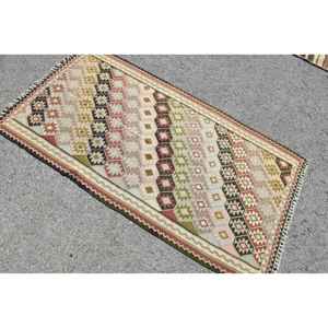 Alfombra de 3.2x6 pies, Alfombra Turca Vintage, Alfombra de Lana con Puntos Rojos Beige - Product Image 4