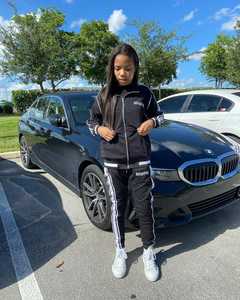 Vente en gros 2025 ensemble deux pièces vêtements pour femmes survêtements personnalisés pour femmes Pakistan vente en gros le moins cher ensemble de survêtements avec service OEM - Product Image 2