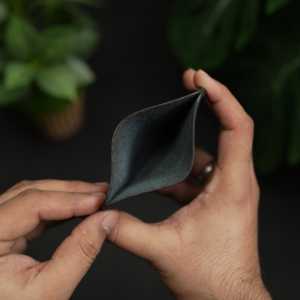 WF Leathercraft No. Tarjetero Horizontal Azul Marino 100% Cuero Vacuno de Grano Completo Curtido Vegetalmente con 5 Años de Garantía - Product Image 2