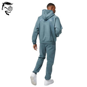 Chándal y chándal personalizados para hombre con estampado de silicona de alta calidad y en 500 GSM algodón polar traje de dos piezas para hombre - Product Image 2