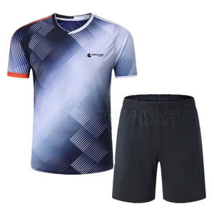 Conjunto de uniformes de equipo de tenis profesional Ropa deportiva de poliéster con logotipo personalizado para clubes y escuelas - Product Image 1