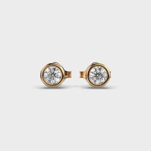Boucles d'oreilles élégantes en or 10 carats avec diamants de laboratoire pour femmes Boucles d'oreilles solitaires classiques scintillantes parfaites pour un usage quotidien - Product Image 2