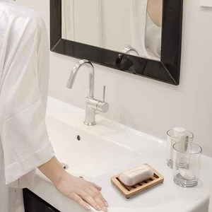 Porte-savon en bois, accessoire de salle de bain écologique et peu encombrant avec décoration élégante, porte-savon compact et poli - Product Image 4