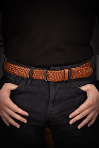 2025 logotipo personalizado de alta calidad de los hombres de Cinturón trenzado de cuero genuino negro Casual tejido con aleación para hebilla OEM al por mayor - Product Image 4