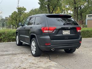 <span class=keywords><strong>Grand</strong></span> <span class=keywords><strong>Cherokee</strong></span> <span class=keywords><strong>Nera</strong></span> / Edizione Comfort con Cambio Colore / 4WD Auto Usate in Vendita SUV 5 Porte 5 Posti - Product Image 6