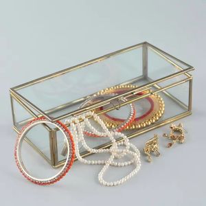 Porte-bijoux dernier modèle en métal et verre Boîte à bijoux en verre élégante de la meilleure qualité avec boîte en or - Product Image 2