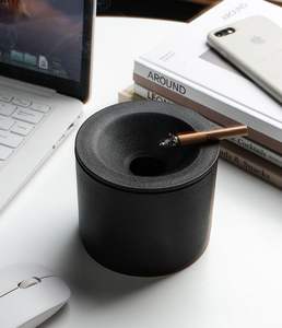 Cendrier moderne en résine pour la maison, la chambre à coucher, la salle d'accueil, le salon, la table à manger, le restaurant, le bar - Product Image 5