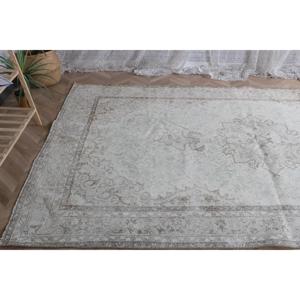 Tapis turc vintage, grand tapis de 5,7 x 9,9 pieds, tapis blanc à pois - Product Image 4