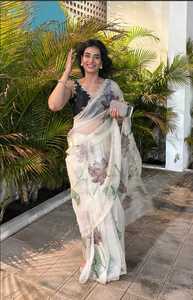 Saree styliste Bollywood avec effet chatoyant et chemisier brodé pour femmes et filles à porter à des prix raisonnables - Product Image 3