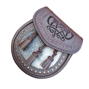 Cuir Sporran de qualité supérieure en peau de phoque sur mesure style écossais avec logo personnalisé disponible dans toutes les couleurs - Product Image 3