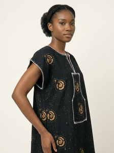 Robe Dashiki Africaine pour Femmes – Imprimé Bogolan Vert Premium, Manches Courtes, Vêtements Traditionnels Africains, Fournisseur en Gros - Product Image 4