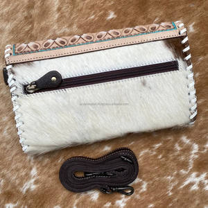Haute qualité en gros véritable cuir de vachette usiné sculpture bandoulière portefeuille sac à main pour les femmes à la main en cuir Multi utilisations embrayage - Product Image 5