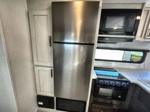 K-H NUEVO 2026 C-r-o-s-s r-o-a-d-s Z-I-N-G-E-R 260 RL en perfecto estado - Product Image 5