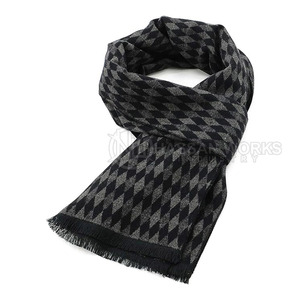 Écharpe d'hiver pour femmes, châle chaud et doux, accessoire pour temps froid, léger, respirant, en polyester, long - Product Image 1