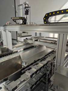 Machine d'assemblage de régulateur de débit IV de tube de perfusion médicale entièrement automatique 220V garantie d'un an nouvel état PLC y compris le moteur - Product Image 5