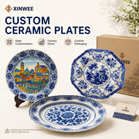 Ensemble d'assiettes en céramique de style vintage en gros, logo personnalisé, vaisselle décorative en porcelaine bleue et blanche pour la décoration d'événements de mariage