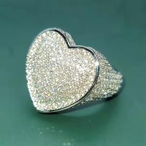 Anillo de hip hop de diamante blanco de oro amarillo de 10 quilates de calidad superior para boda y fiesta Anillo de diamante moderno - Product Image 1