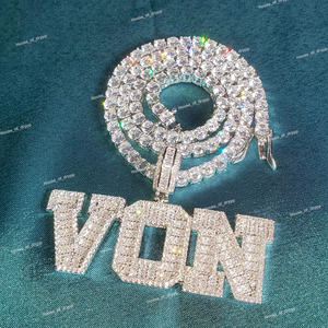 สร้อยคอจี้ตัวอักษรแบบกำหนดเองประดับมอยส์ซาไนต์และเพชร เงินแท้ 925 สำหรับทุกเพศ สไตล์ฮิปฮอปสุดเท่ - Product Image 3