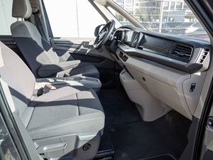 Furgoneta Híbrida T7 Multivan 2023 Usada en Excelentes Condiciones, Motor en Buen Estado, Lista para la Venta - Product Image 4