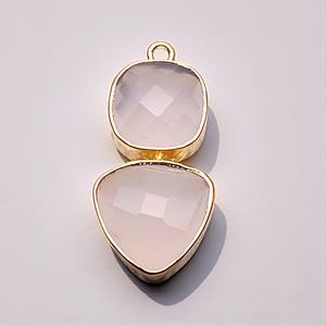 Chalcédoine blanche 10 mm, charme en forme de coussin avec sertissage, argent 925, pierre précieuse blanche, pendentif DIY, sertissage minimaliste, accessoire de bijouterie - Product Image 1