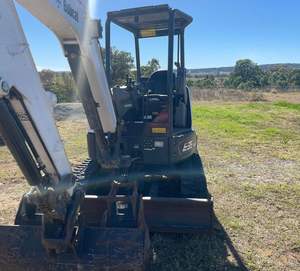 รถขุด Bobb รุ่น E-35i-R ปี 2016 ขนาด 3 ตัน ความจุบุ้งกี๋ 1.2 เมตร พร้อมเกียร์และปั๊ม ขาย - Product Image 6