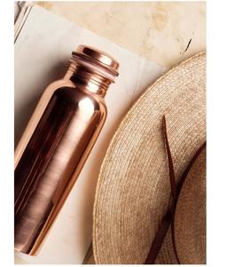 Botella de agua de cobre de diseño martillado tradicional para mantener el agua fresca y mejorar la digestión con beneficios curativos ayurvédicos - Product Image 2