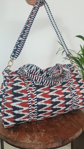 Le Souvenirs hecho a mano Blockprinted algodón táctico Duffle Bag Weekender Sport gran capacidad cinturón desmontable cierre de cremallera rojo - Product Image 5