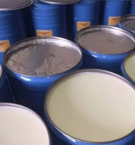 Gelatina de Petróleo Blanca Refinada de Grado Industrial Glo Trading para Lubricación, Aplicaciones Cosméticas y Farmacéuticas - Product Image 4