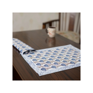 Manteles individuales de comedor con textura floral y borde azul cielo con patrón bordado, lienzo de algodón sostenible con sensación Bohemia abstracta - Product Image 1