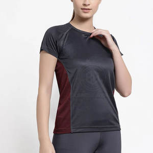 Camiseta Deportiva Transpirable y Cómoda con Material Ligero y Diseño de Movimiento Suave - Product Image 5