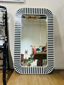 Bords incurvés modernes de miroir d'incrustation d'os de rayure noire et blanche pour l'usage décoratif - Product Image 4