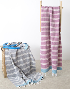 Serviette de bain Fouta en coton turc 100% biologique, jacquard à carreaux, avec pompons faits main, réversible, pour la piscine et la salle de sport, plus légère - Product Image 5